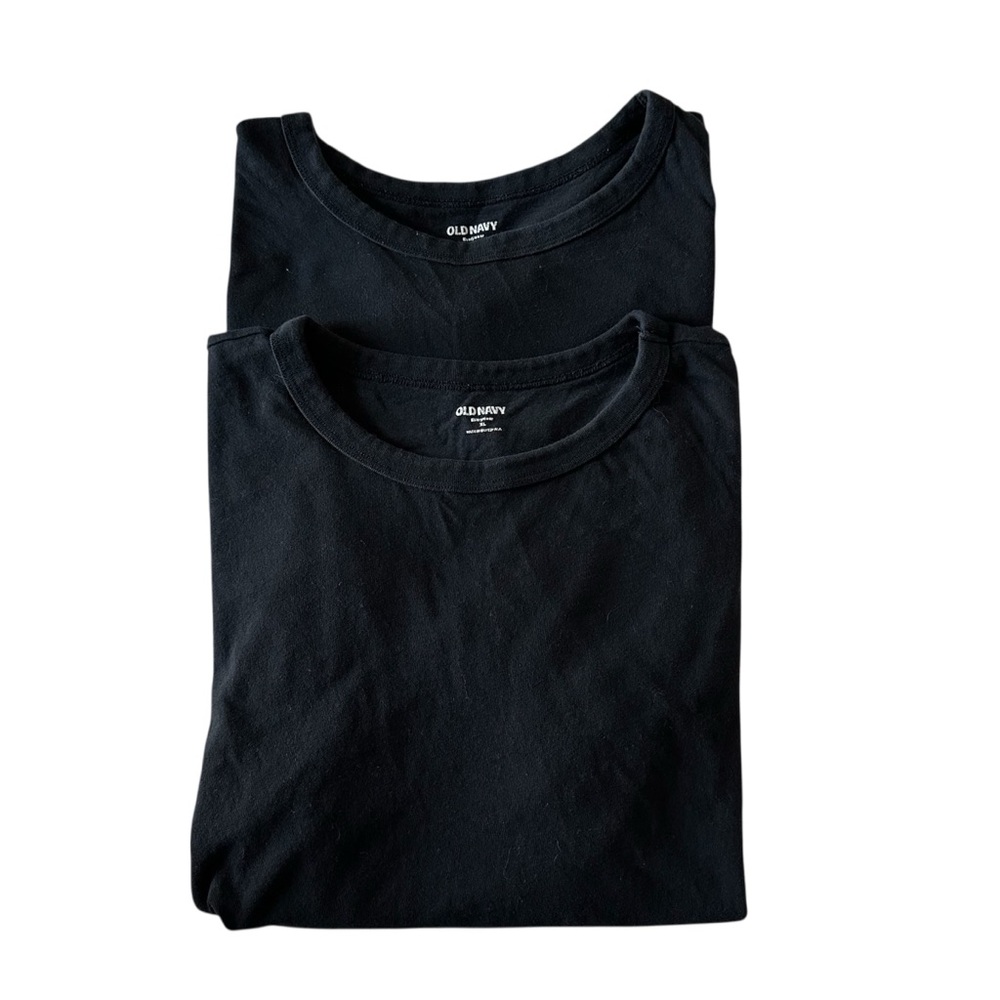 Old Navy Set of 2 Black Tee Shirts